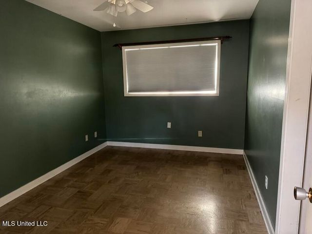 235 Pimlico Place, Jackson, MS 39211