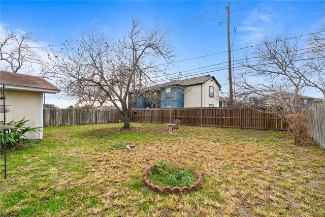 1829 Lesle Lane, Corpus Christi, TX 78412