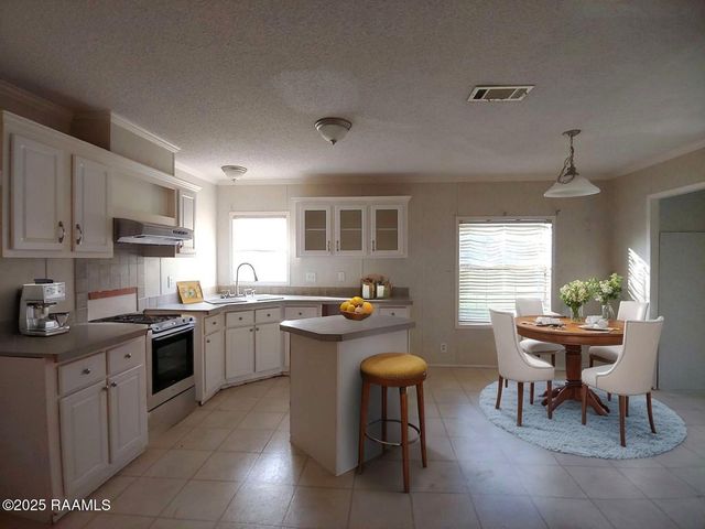 3686 Prairie Ronde Highway, Opelousas, LA 70570