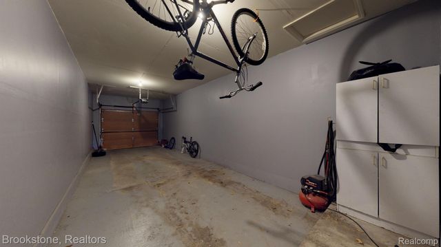 48617 EDGEMONT Court, Shelby Twp, MI 48315