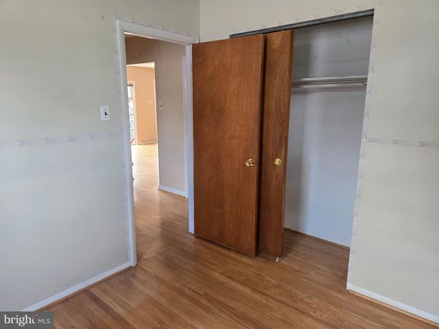 402 GEORGETOWN RD, Blackwood, NJ 08012