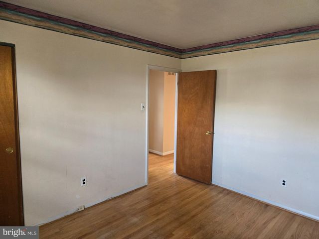 402 GEORGETOWN RD, Blackwood, NJ 08012