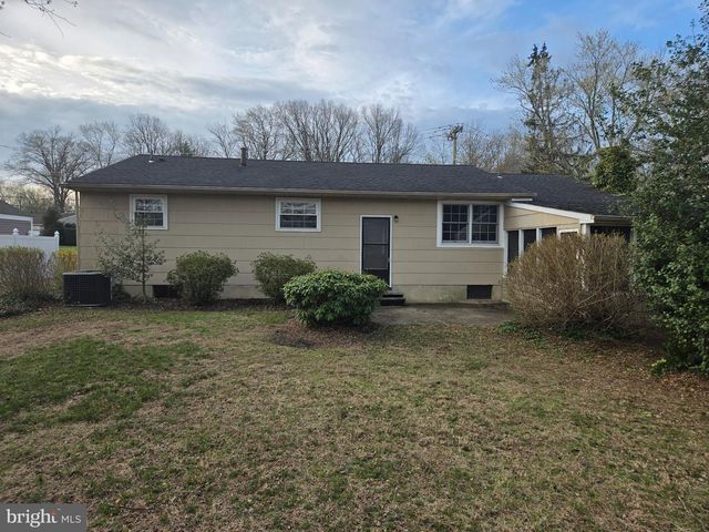 402 GEORGETOWN RD, Blackwood, NJ 08012