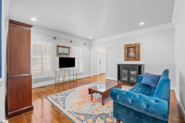 25 Club Forest Lane, Greenville, SC 29605