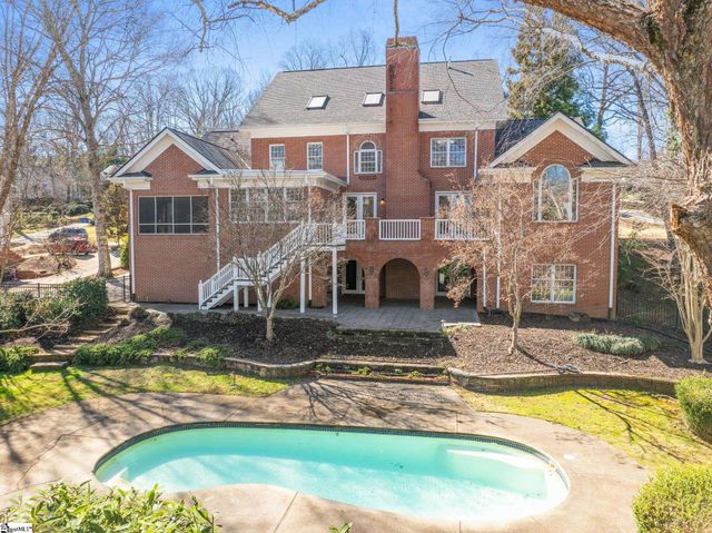 25 Club Forest Lane, Greenville, SC 29605