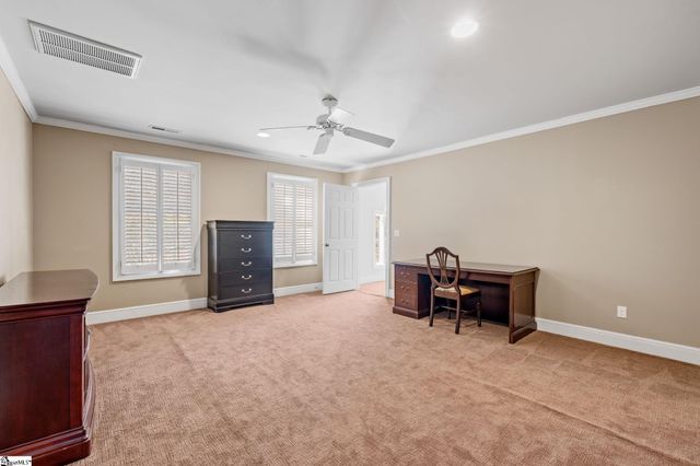 25 Club Forest Lane, Greenville, SC 29605