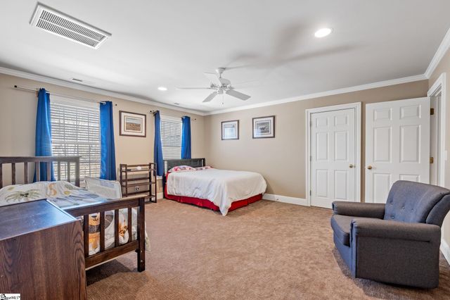 25 Club Forest Lane, Greenville, SC 29605