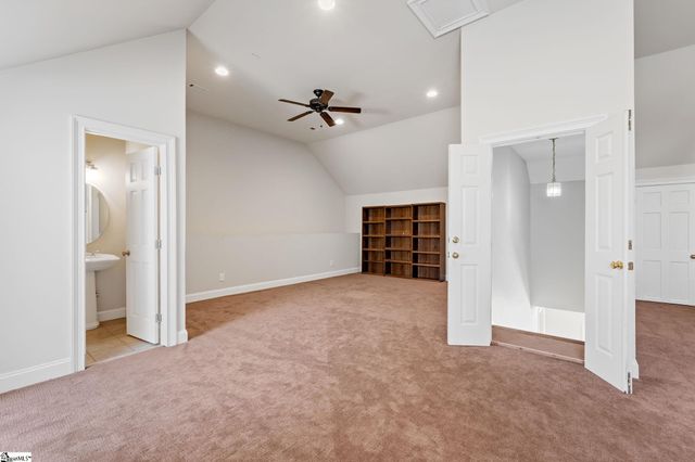 25 Club Forest Lane, Greenville, SC 29605