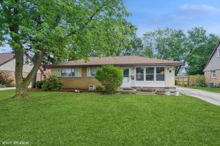 8937 Fairlane Drive, Bridgeview, IL 60455