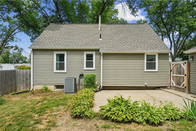 2849 13th Avenue SE, Cedar Rapids, IA 52403