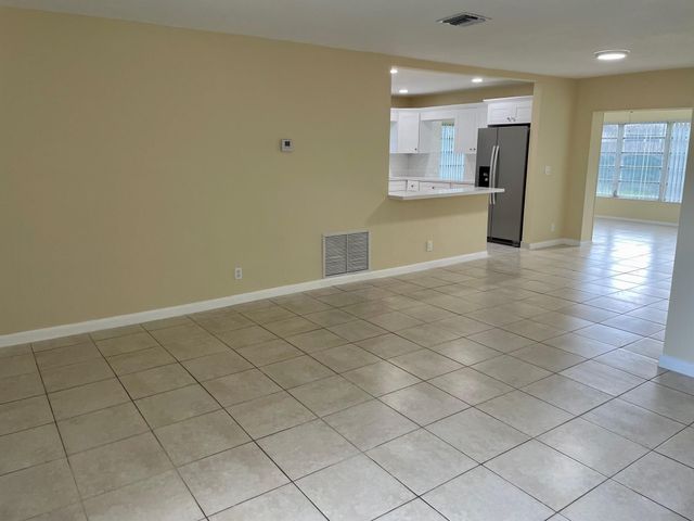 1160 SW 69th Ave, Plantation, FL 33317