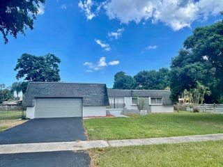 1160 SW 69th Ave, Plantation, FL 33317