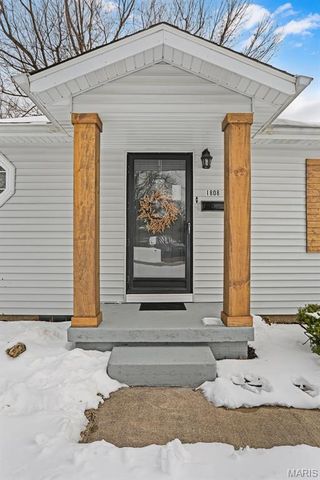 1808 N 15th Street, Swansea, IL 62226