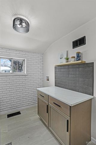 1808 N 15th Street, Swansea, IL 62226