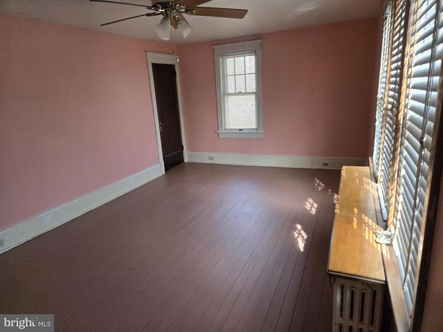 1900 3RD AVE, Pottsville, PA 17901