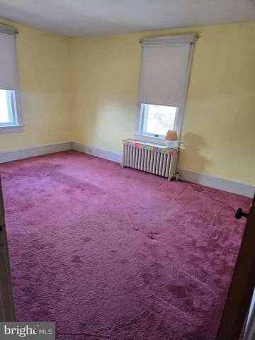 1900 3RD AVE, Pottsville, PA 17901