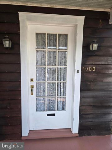 1900 3RD AVE, Pottsville, PA 17901