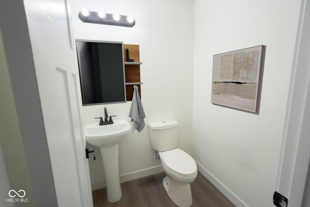 1028 N 10th Street, Elwood, IN 46036