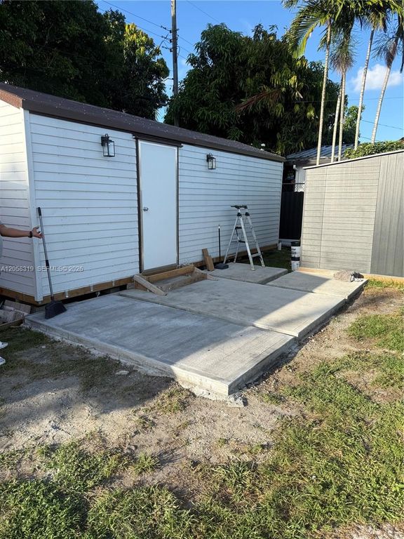 771 E 35th Street 0, Hialeah, FL 33013