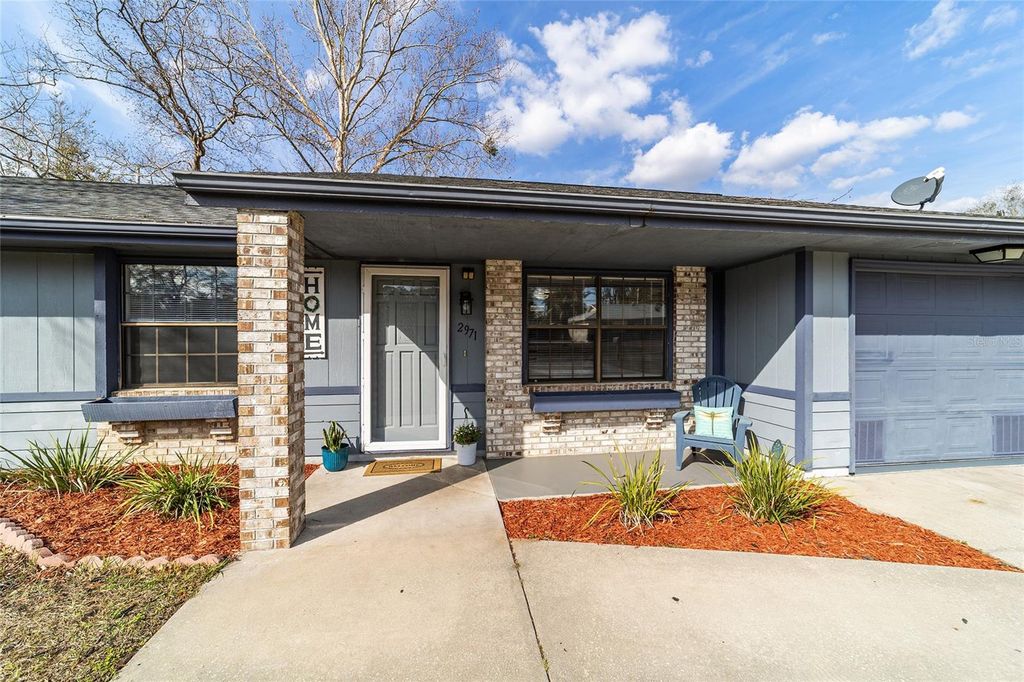 Image 2 of property listing at 2971 NE 35TH PLACE, Ocala, FL 34479