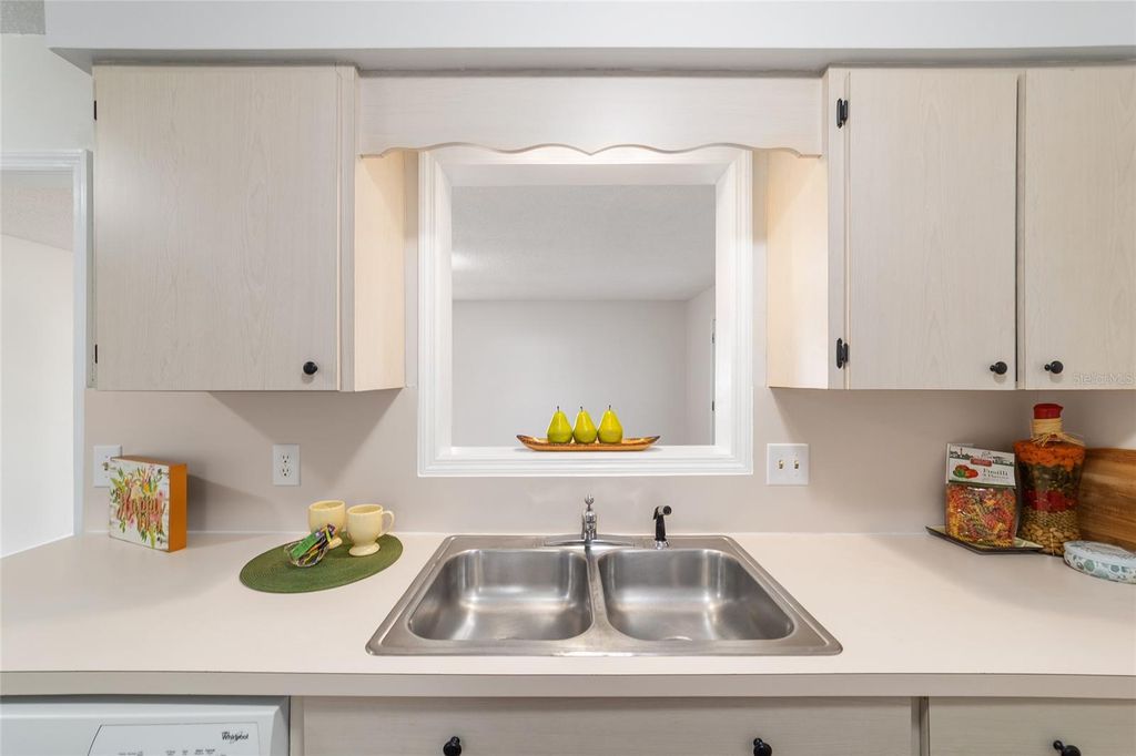 Image 21 of property listing at 2971 NE 35TH PLACE, Ocala, FL 34479