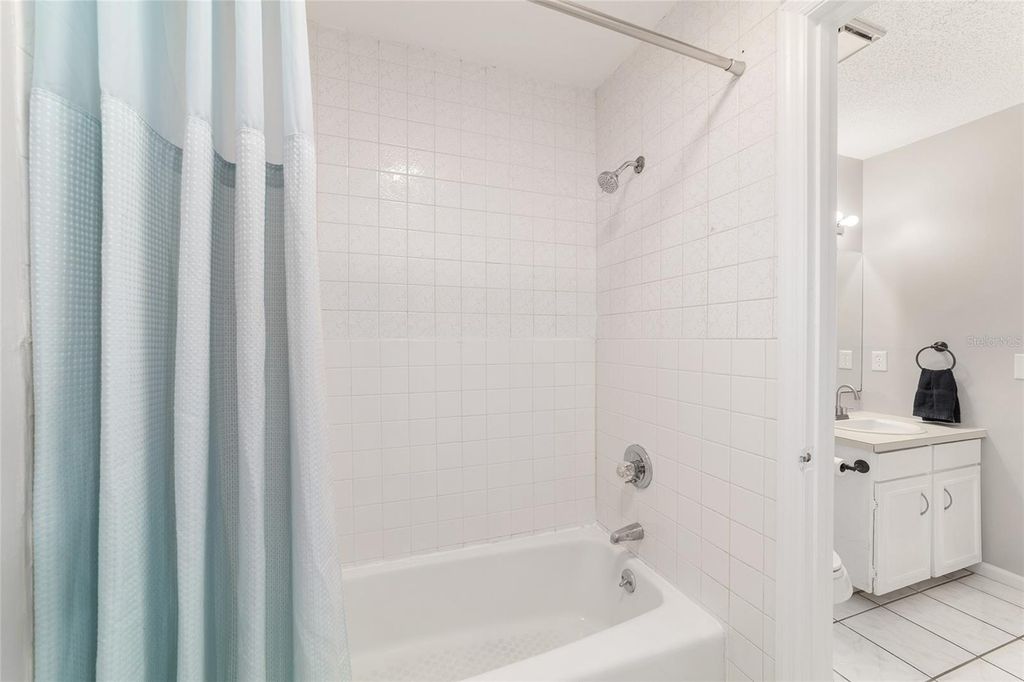 Image 32 of property listing at 2971 NE 35TH PLACE, Ocala, FL 34479