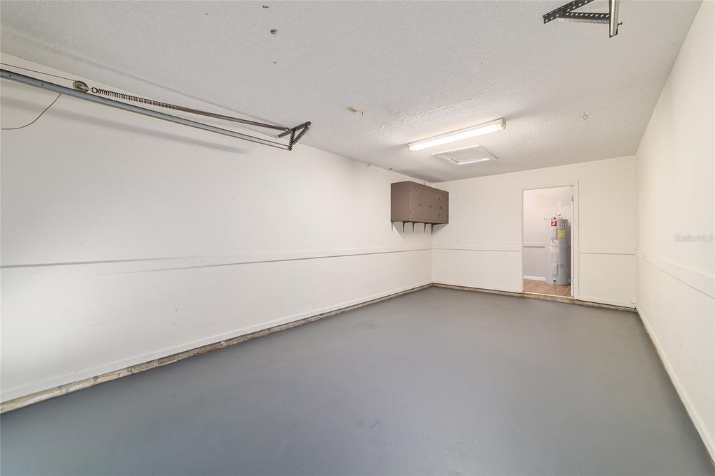 Image 41 of property listing at 2971 NE 35TH PLACE, Ocala, FL 34479