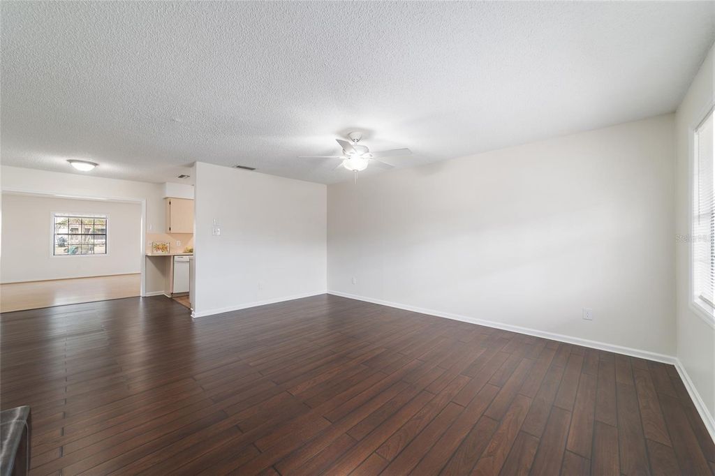 Image 8 of property listing at 2971 NE 35TH PLACE, Ocala, FL 34479