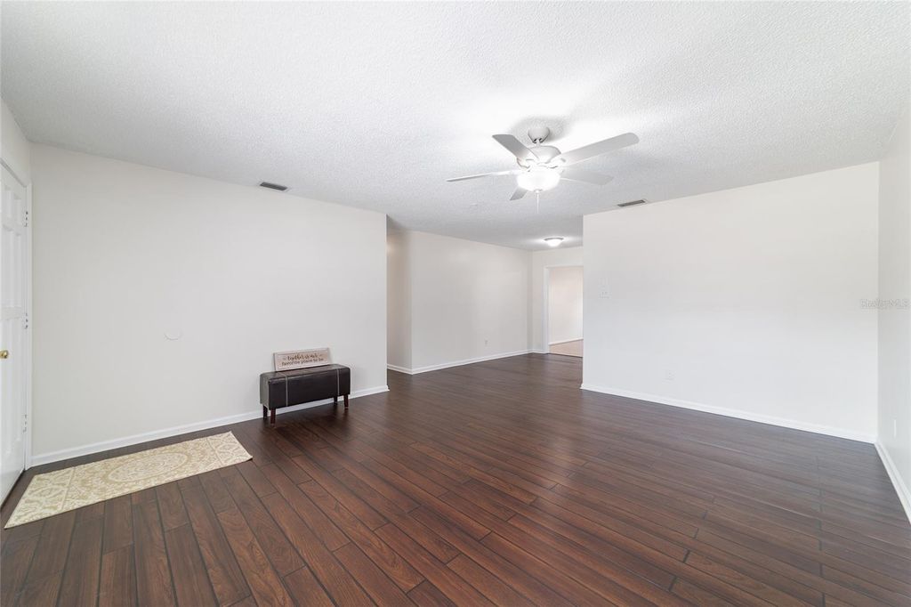 Image 10 of property listing at 2971 NE 35TH PLACE, Ocala, FL 34479