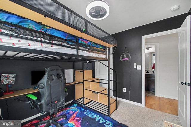2525 DRAKE LN, Fredericksburg, VA 22408