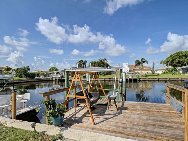 107 PECKHAM STREET SW, Port Charlotte, FL 33952