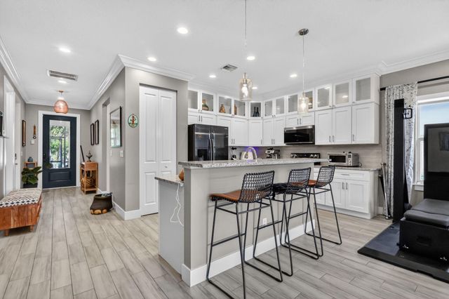 280 Reigle Avenue, Delray Beach, FL 33444