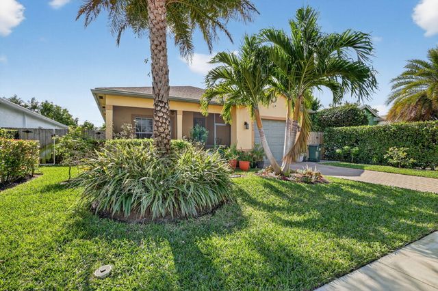 280 Reigle Avenue, Delray Beach, FL 33444