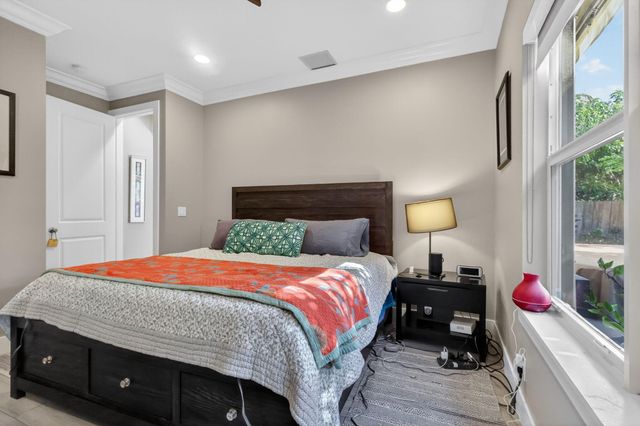 280 Reigle Avenue, Delray Beach, FL 33444