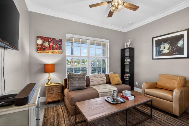 280 Reigle Avenue, Delray Beach, FL 33444