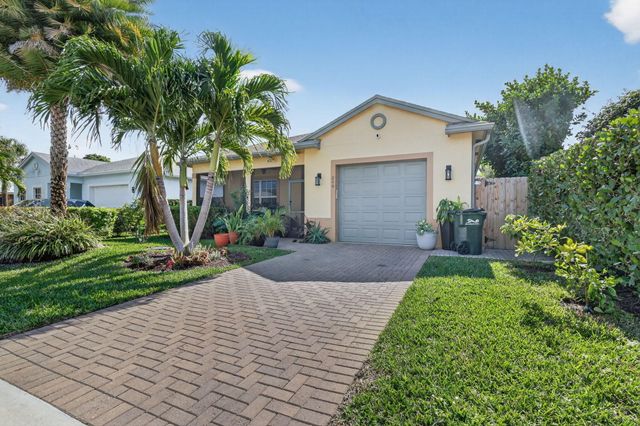 280 Reigle Avenue, Delray Beach, FL 33444