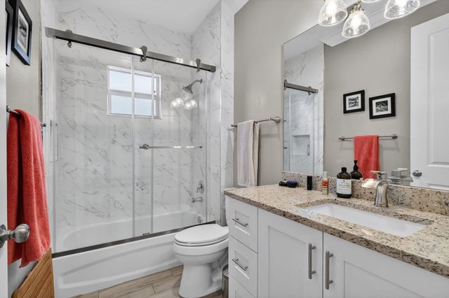 280 Reigle Avenue, Delray Beach, FL 33444