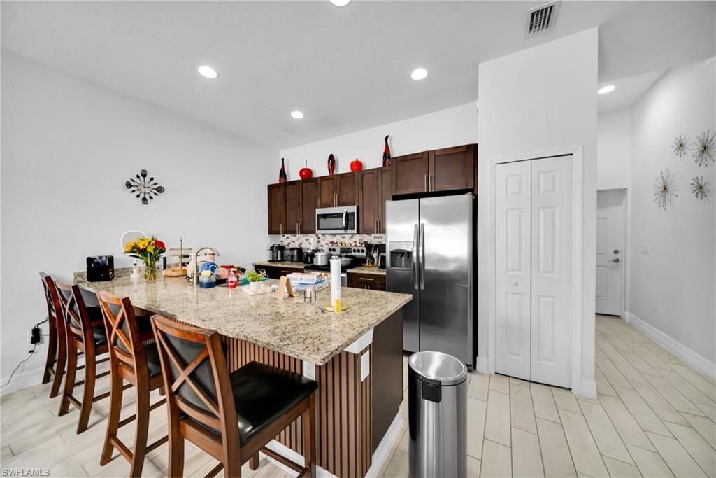 302 / 304 Hancock Bridge PKWY 302 & 304, CAPE CORAL, FL 33990 — photo 5
