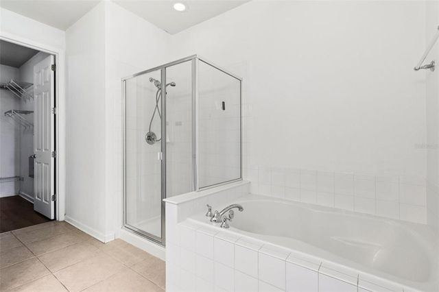3356 ROBERT TRENT JONES DRIVE 20406, Orlando, FL 32835
