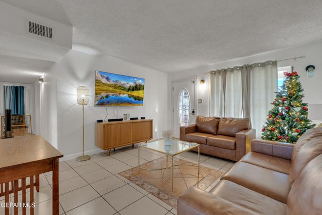 5511 RAYMOND TELLES Drive, El Paso, TX 79924