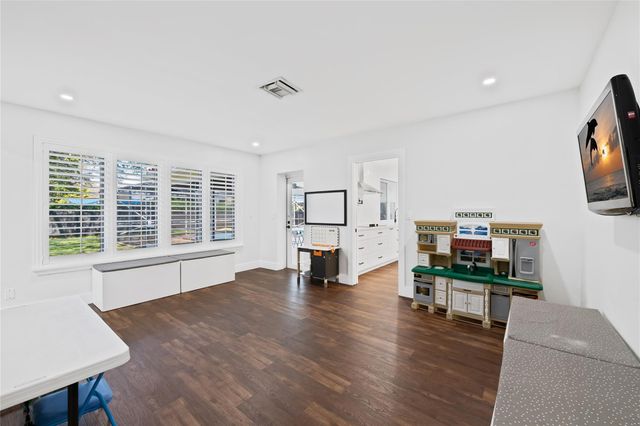 4003 Lincoln Street, Hollywood, FL 33021