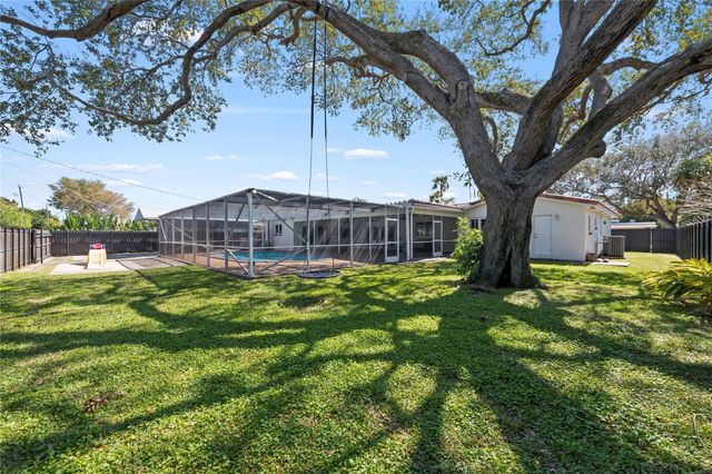 4003 Lincoln Street, Hollywood, FL 33021