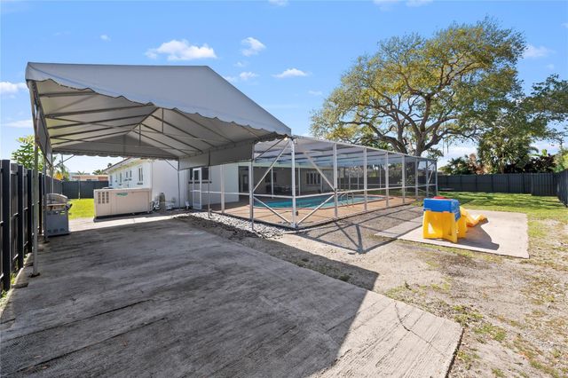 4003 Lincoln Street, Hollywood, FL 33021