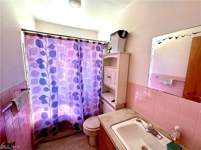 8974-8978 Wilverne Drive, Windham, OH 44288