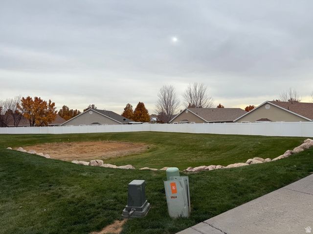 176 W SAVANNAH LN, Harrisville, UT 84414