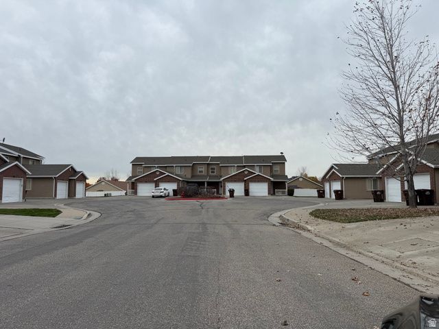 176 W SAVANNAH LN, Harrisville, UT 84414