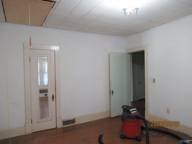 405 Main Street East, Hartselle, AL 35640