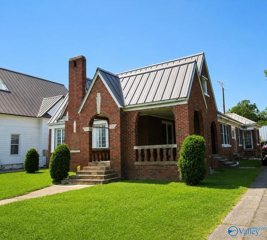 405 Main Street East, Hartselle, AL 35640