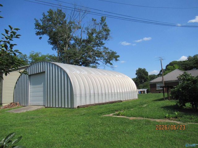 405 Main Street East, Hartselle, AL 35640