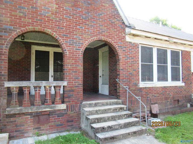 405 Main Street East, Hartselle, AL 35640